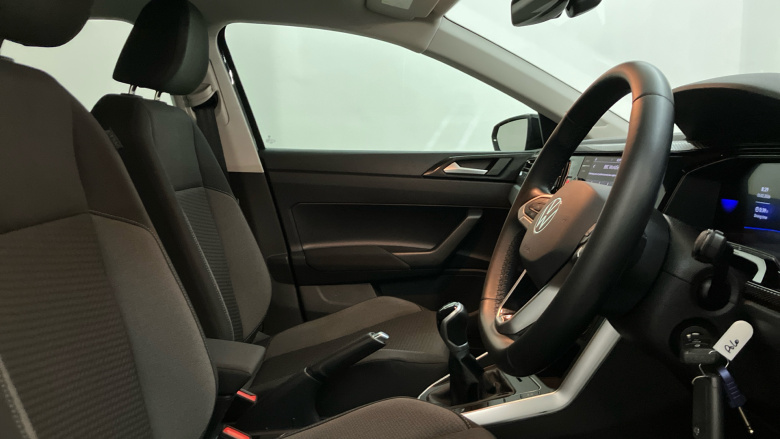 Volkswagen Polo 1.0 Life 5dr Petrol Hatchback